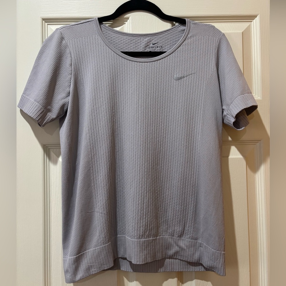 Nike Gray Dri-FIT Textured Short Sleeve Shirt